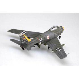 HOBBY BOSS 1:72 American F-86F-40 Sabre