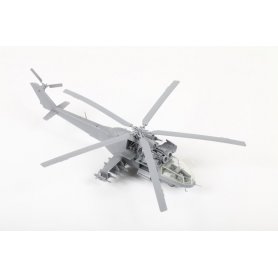 Zvezda 1:72 Mi-24A Hind Soviet Attack Helicopter