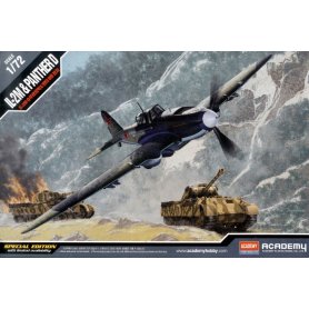 Academy 12538 IL-2m & Panther D 1/72