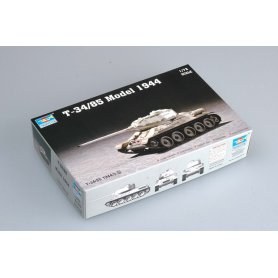 Trumpeter 1:72 Soviet T-34/85 MOD.1944