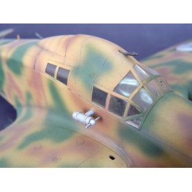 Trumpeter 1:48 Savoia-Marchetti S.M.79-II Sparviero