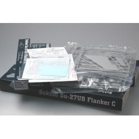Trumpeter 1:32 Su-27UB Flanker-C