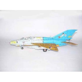 Trumpeter 1:32 MiG-21UM Mongol B