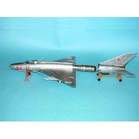 Trumpeter 1:21 MiG-21 F-13 