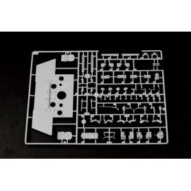 Trumpeter 1:16 German Kingtiger 2 in 1(Henschel Turret & Porsche Turret)