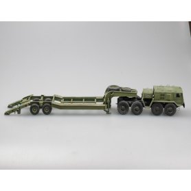 Trumpeter 1:35 MAZ-537G Late Production type with MAZ/ChMZAP-5247G semitraiier 