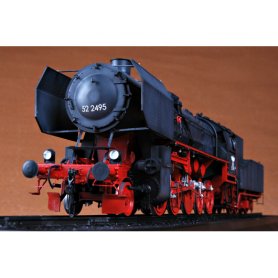 Trumpeter 1:35 Kriegslokomotive BR52