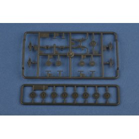 Hobby Boss 1:35 Soviet T-26 Light Infantry Tank Mod.1935