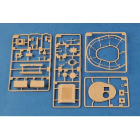 Hobby Boss 1:35 Soviet T-28 Medium Tank (Welded) 