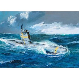 Revell 1:144 German Submarine XXII Model Set