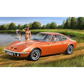 Revell 1:32 Opel GT Model Set