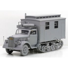Dragon 1:35 Sd.Kfz.3 Maultier Ambulance