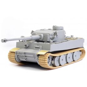 Dragon 1:35 Tiger I Initial Production s.Pz.Abt.502 (Leningrad Region 1942/43)