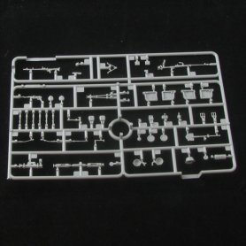 Bronco CB 1:35 Sd.Kfz 221 Leichte Panzerspahwagen (s.Pz.B.41)