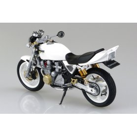 Aoshima 1:12 Kawasaki ZephyrX with custom parts