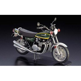 Aoshima 1:12 Kawasaki 900 Super Four
