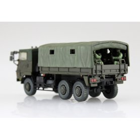 Aoshima 1:72 Truck JGSDF Typer 73 w/20 infantry figures