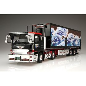 Aoshima 1:32 Ginzi Of Yozakura Wing Trailer