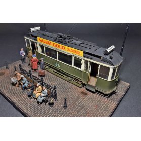 Mini Art 1:35 EUROPEAN TRAMCAR (StraBenbahn Triebwagen 641) w/CREW & PASSENGERS