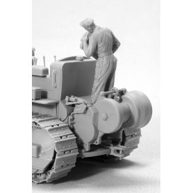 Mini Art 1:35 U.S. TRACTOR w/Towing Winch & Crewmen