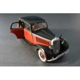 Mini Art 1:35 GERMAN PASSENGER CAR TYP 170V SALOON 4 DOORS