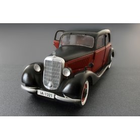 Mini Art 1:35 GERMAN PASSENGER CAR TYP 170V SALOON 4 DOORS