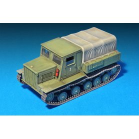 Mini Art 1:35 YA-12 Sovier early tractor