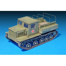 Mini Art 1:35 YA-12 Sovier artillery tractor Late production