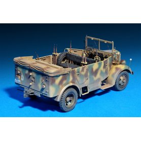 MINI ART 35139 KFZ 70 4X4 W/CREW