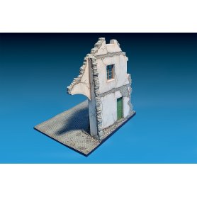 Mini Art 1:35 Ruined Building w/base