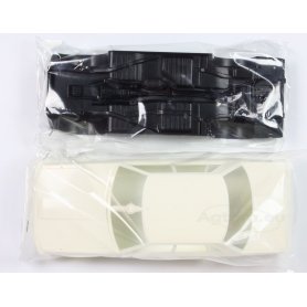 Tamiya 1:24 Nissan Skyline 2000RS