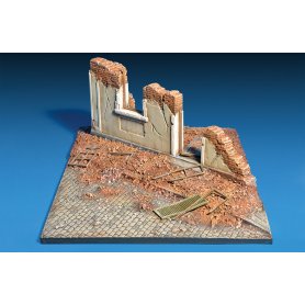 Mini Art 1:35 Diorama with ruins