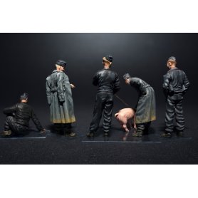 Mini Art 35198 German Tank Crew at rest