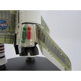Dragon 1:144 Space Shuttle Discovery w/Solid Rocket Booster