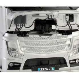 Italeri 1:24 Mercedes Benz Actros MP Gigaspace