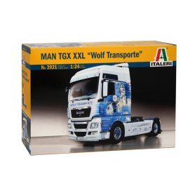 Italeri 1:24 Man TGX XXL Wolf Transporte