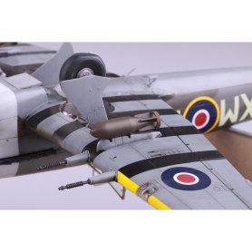 Eduard 1:48 Tiffy Typhoon Mk.IB Car door