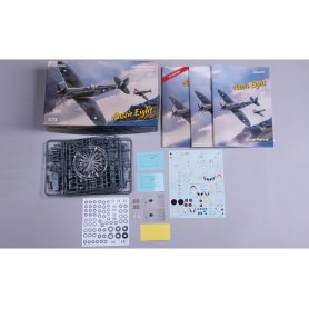 Eduard 1:72 Spitfire Mk.VIII Aussie Eight Dual Combo