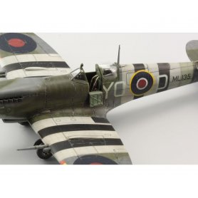 Eduard 70121 Spitfire Mk.IXc late version