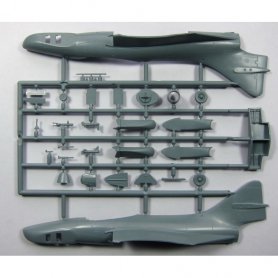 Sword 1:72 F9F-8P Photo-Cougar