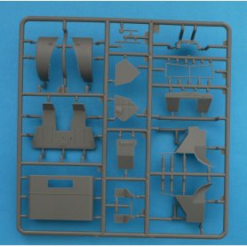 IBG 1:35 Chevrolet C30A General service steel body