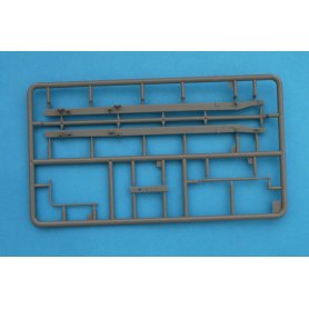 IBG 1:35 Chevrolet C30A General service steel body