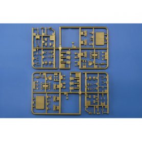 Eduard 1:35 M4A1 Sherman Profipack
