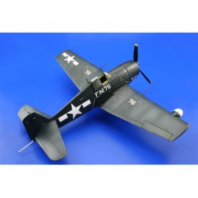 Eduard 1:48 F6F-5N Hellcat
