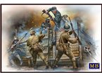 MB 1:35 German and British infantrymen | 5 figurines |