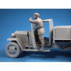 Mini Art 1:35 Red Army drivers