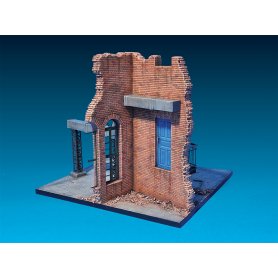 Mini Art 1:35 Ruined factory w/base