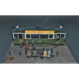 Mini Art 1:35 European tramcar StraBenbahn Triebwagen 641) w/crew and passangers