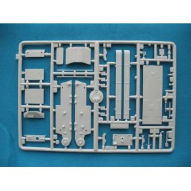 Unimodels 1:72 Pojazd zwiadowczy SdKfz. 140/1 38(t)