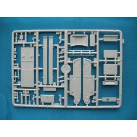 Unimodels 1:72 Pojazd zwiadowczy SdKfz. 140/1 38(t)